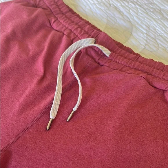 Vuori Mauve dream knit Jogger Sweatpants - Picture 2 of 2